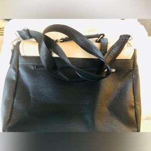 Love nook Elegant Black and Cream Women's extra large bag with compartments